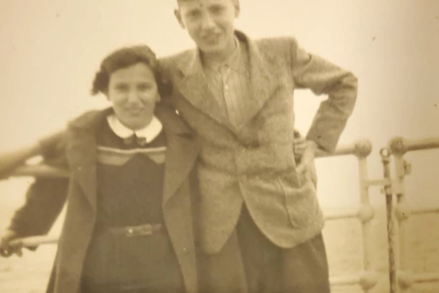 Mit einem der letzten Schiffe gelang 1939 die Flucht nach Bolivien: Helmut und Ilse Weiner auf See, Fotonachweis: Mansbach