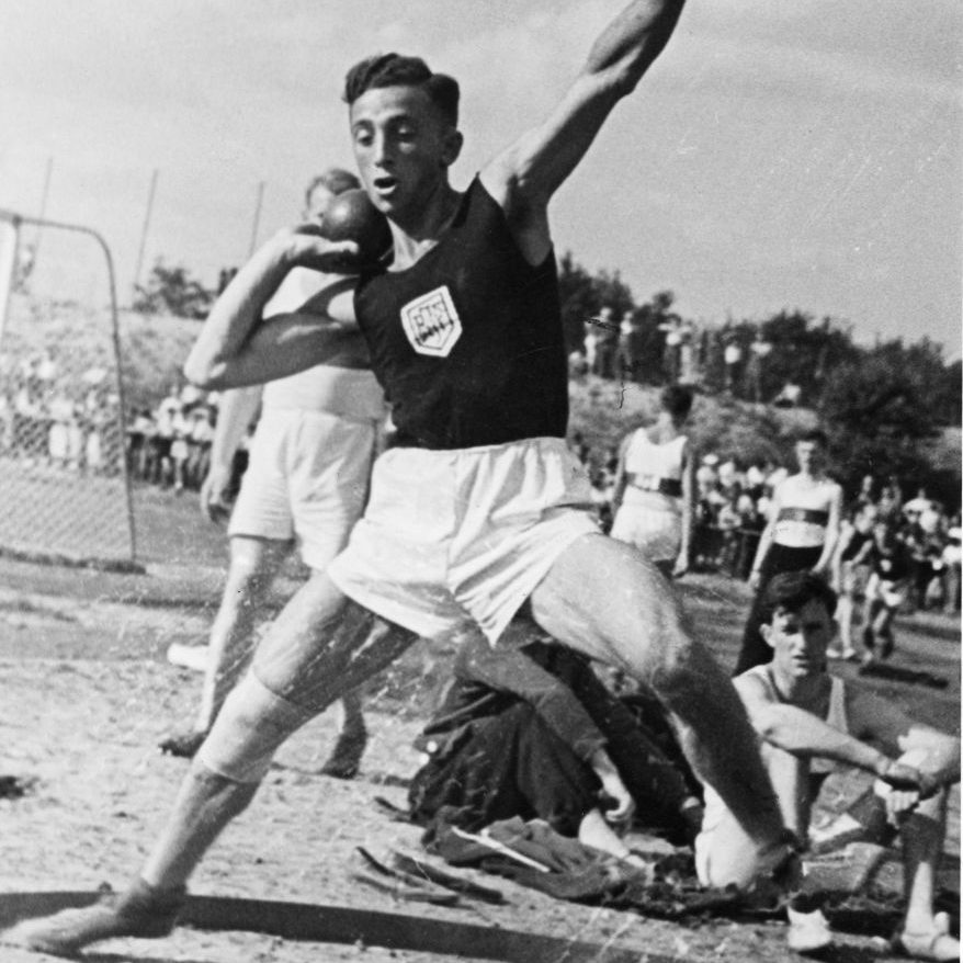 Walter Burg, Mitglied des Leichtathletikverbandes im Reichsbund Jüdischer Frontsoldaten RjF, im Wettkampf 1935, Copyright Bildarchiv Pisarek/ akg-images
