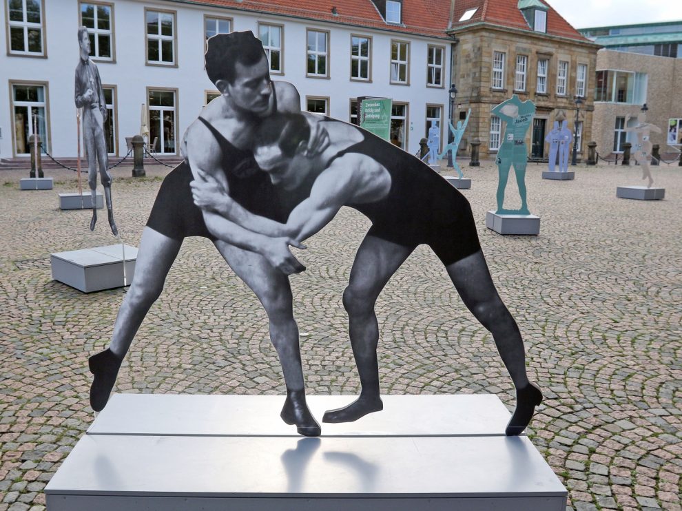 Zwischen Erfolg und Verfolgung_@_Hermann Haarmann